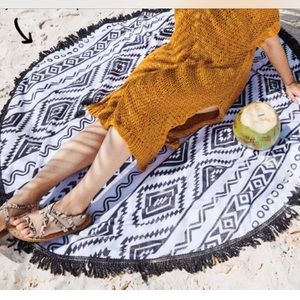 Black and white beach blanket